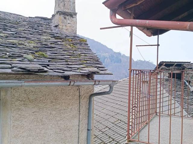Villa Indipendente in vendita a Comunità Montana Valli del Verbano, Curiglia Con Monteviasco