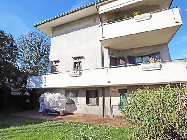 Villa Indipendente in vendita a Curno, Bergamo