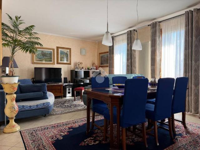 Villa Indipendente in vendita a Santa Maria di Non, Curtarolo