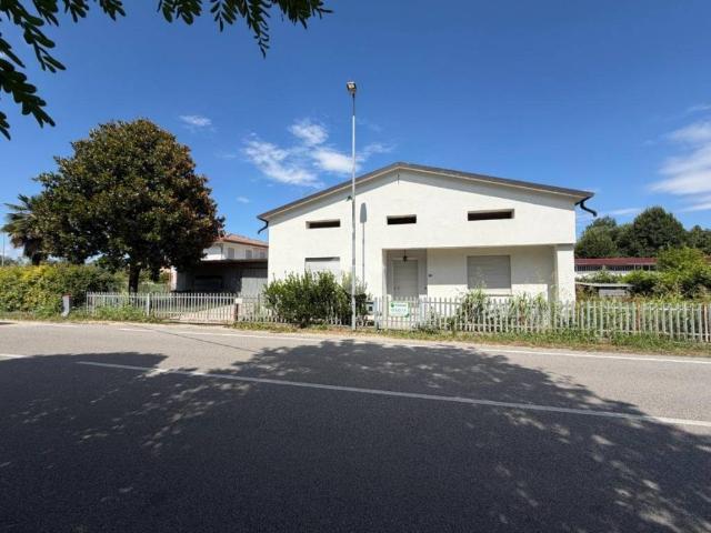 Villa Indipendente in vendita a Curtarolo, Veneto