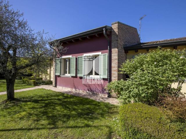 Villa Indipendente in vendita a Grazie, Curtatone
