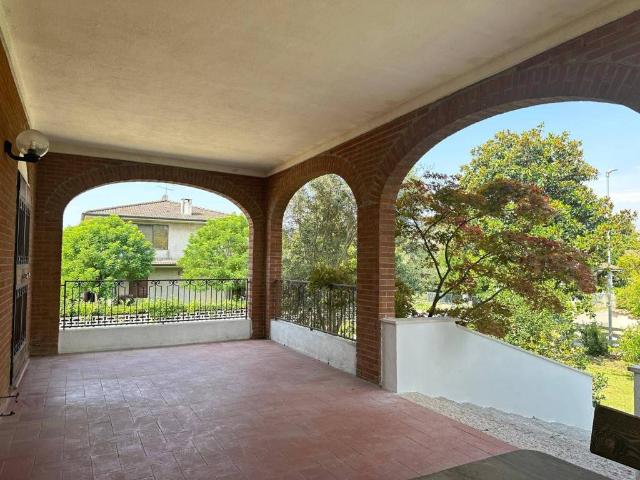 Villa Indipendente in vendita a San Silvestro, Curtatone