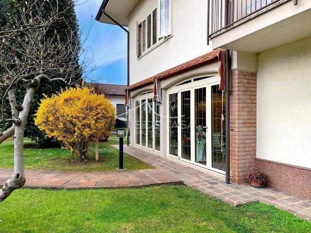 Villa Indipendente in vendita a San Silvestro, Curtatone