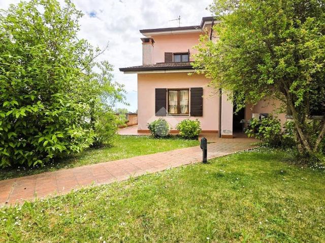 Villa Indipendente in vendita a Levata, Curtatone