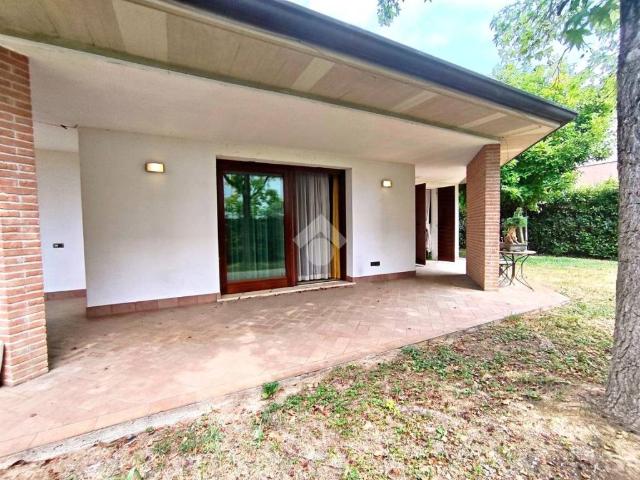 Villa Indipendente in vendita a Levata, Curtatone