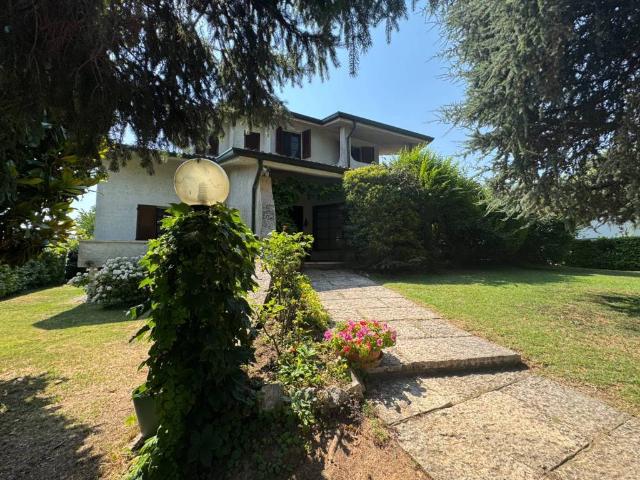 Villa Indipendente in vendita a San Silvestro, Curtatone
