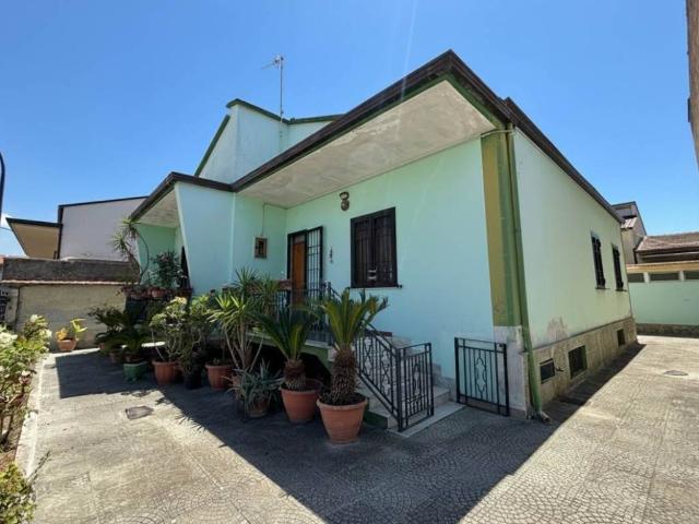Villa Indipendente in vendita a Curti, Campania