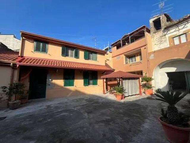 Villa Indipendente in vendita a Curti, Campania