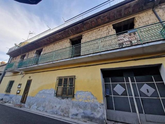 Villa Indipendente in vendita a Curti, Campania