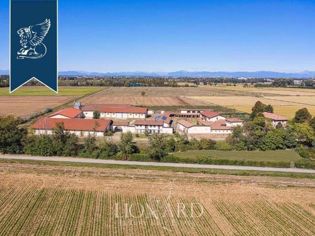 Villa Indipendente in vendita a Cusago, Lombardia
