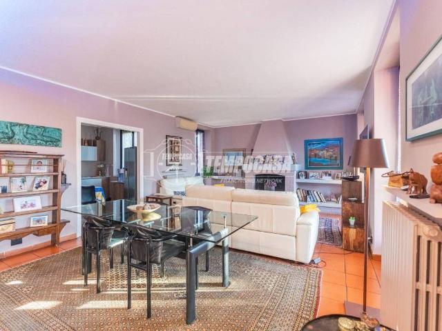 Villa Indipendente in vendita a Cascina Santa Maria Fenino, Cusago