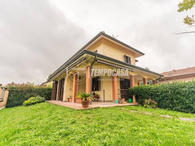 Villa Indipendente in vendita a Cascina Santa Maria Fenino, Cusago