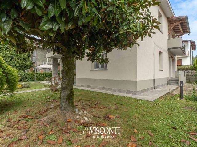 Villa Indipendente in vendita a Cusago, Lombardia