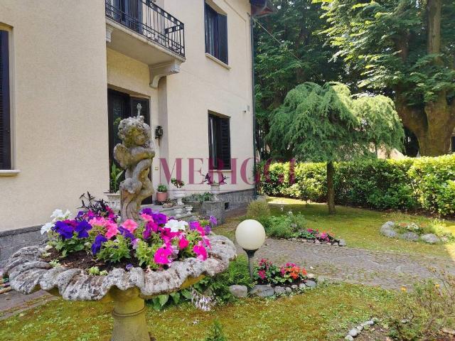 Villa Indipendente in vendita a Zona Omogenea Milano Nord, Cusano Milanino