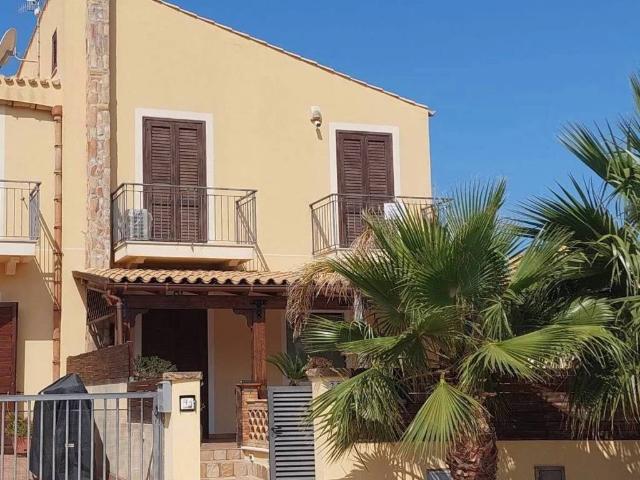 Villa Indipendente in vendita a Custonaci, Sicilia