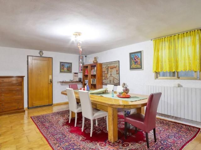 Villa Indipendente in vendita a Dairago, Milano
