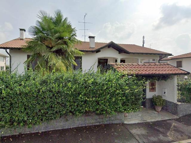 Villa Indipendente in vendita a Olcella, Dairago
