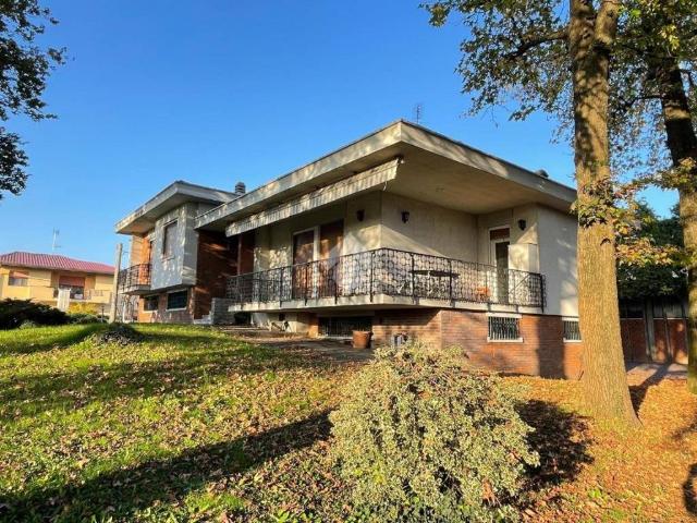 Villa Indipendente in vendita a Olcella, Dairago