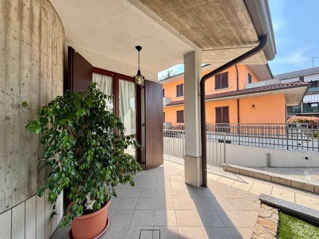 Villa Indipendente in vendita a Dalmine, Lombardia