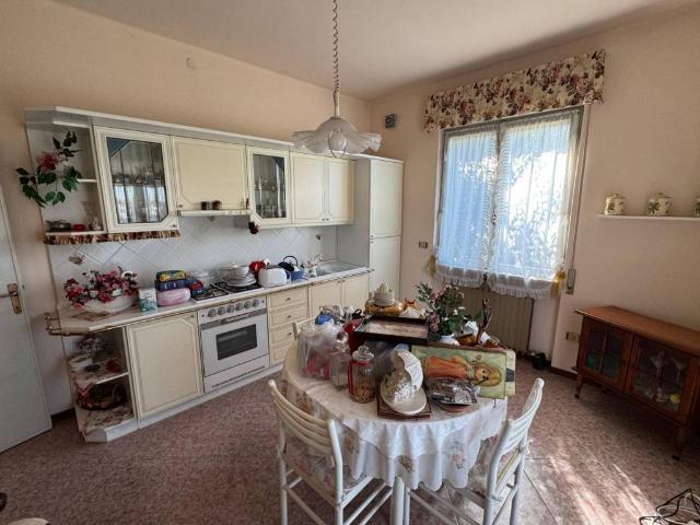 Villa Indipendente in vendita a Brembo, Dalmine