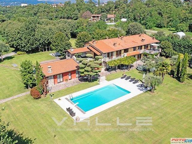 Villa Indipendente in vendita a Brembo, Dalmine