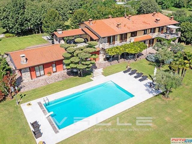 Villa Indipendente in vendita a Brembo, Dalmine