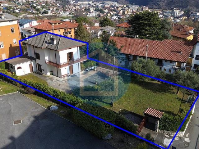 Villa Indipendente in vendita a Comunità montana della valle Camonica, Darfo