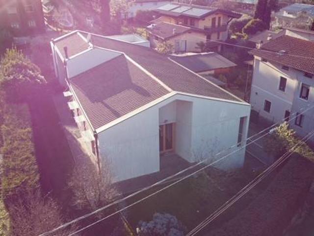 Villa Indipendente in vendita a Comunità montana della valle Camonica, Darfo