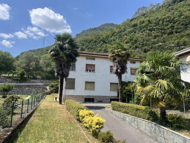 Villa Indipendente in vendita a Comunità montana della valle Camonica, Darfo