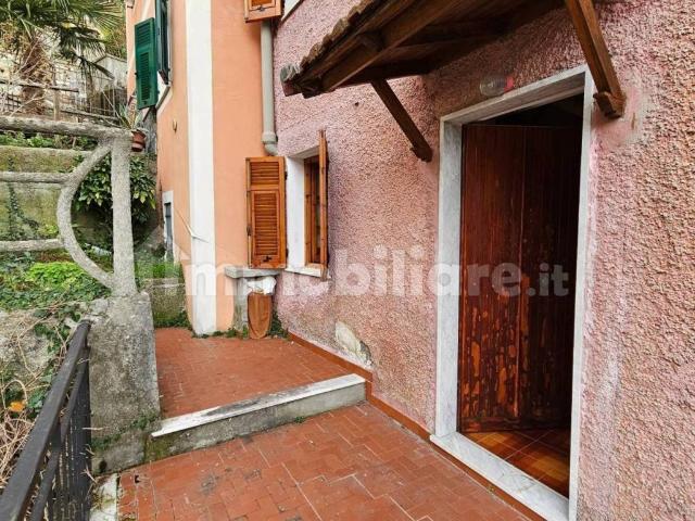 Villa Indipendente in vendita a Davagna, Liguria