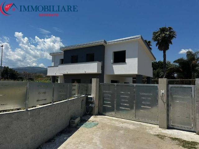 Villa Indipendente in vendita a Calabria, Catanzaro