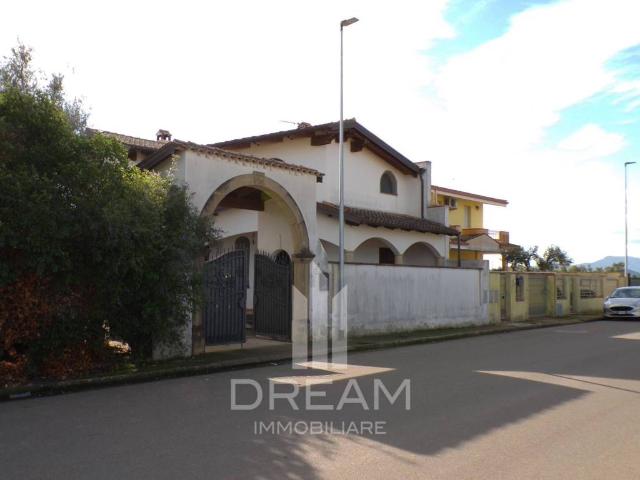 Villa Indipendente in vendita a Decimoputzu, Sardigna/Sardegna