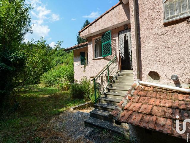 Villa Indipendente in vendita a Dego, Liguria