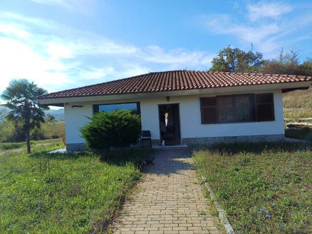 Villa Indipendente in vendita a Dego, Liguria