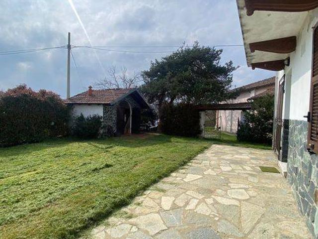 Villa Indipendente in vendita a Dego, Liguria