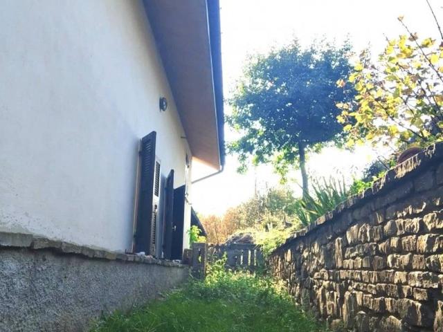 Villa Indipendente in vendita a Dego, Liguria