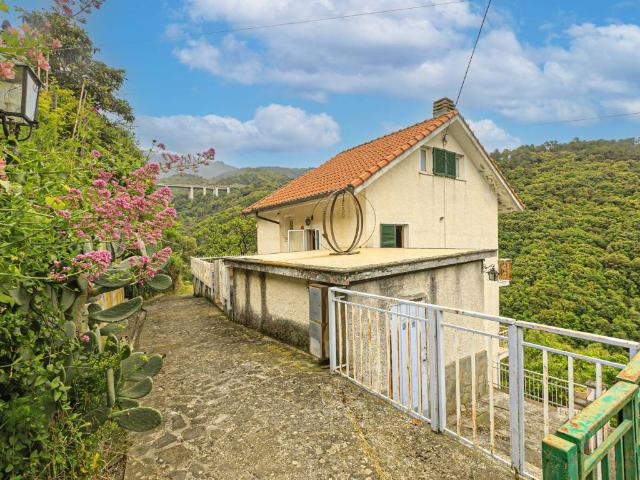 Villa Indipendente in vendita a Deiva Marina, Liguria