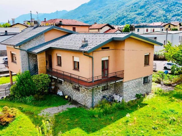 Villa Indipendente in vendita a Casale, Delebio