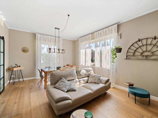 Villa Indipendente in vendita a Rivoltella del Garda, Desenzano Del Garda