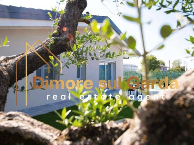 Villa Indipendente in vendita a Vicina, Desenzano Del Garda