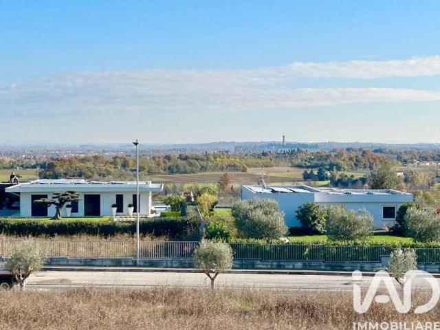 Villa Indipendente in vendita a San Pietro, Desenzano Del Garda