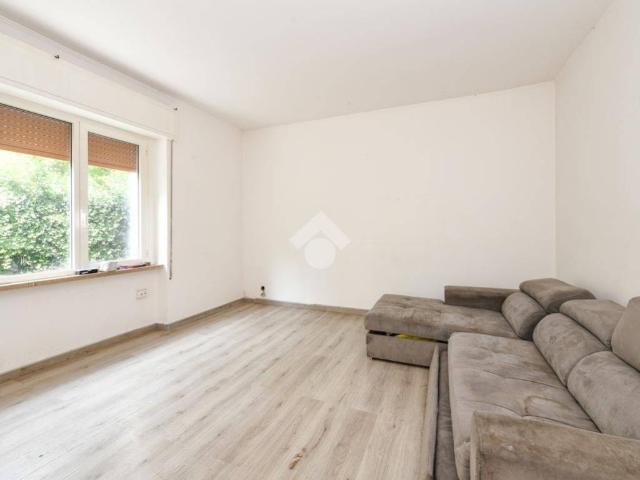Villa Indipendente in vendita a Desenzano Del Garda, Lombardia