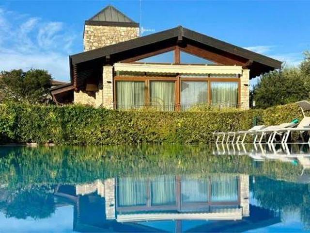 Villa Indipendente in vendita a San Pietro, Desenzano Del Garda