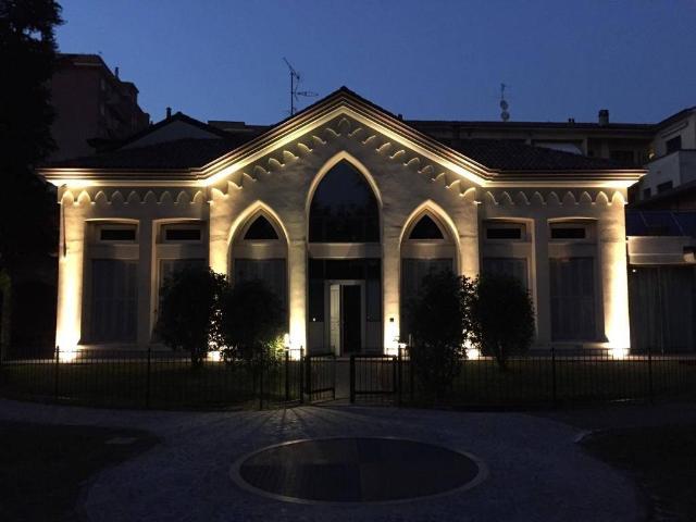 Villa Indipendente in vendita a Dugana, Desio