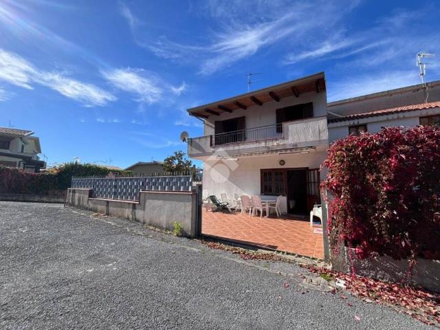 Villa Indipendente in vendita a Calabria, Cosenza
