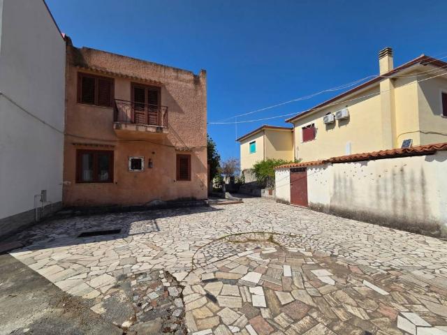 Villa Indipendente in vendita a Calabria, Cosenza
