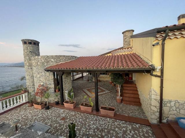 Villa Indipendente in vendita a Calabria, Cosenza