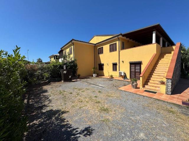 Villa Indipendente in vendita a Calabria, Cosenza