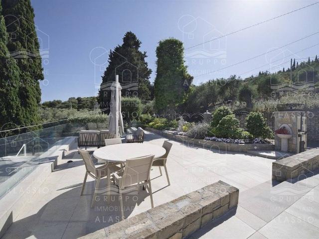 Villa Indipendente in vendita a Diano Gorleri, Diano Marina