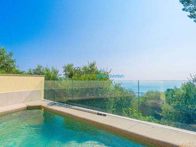 Villa Indipendente in vendita a Diano Gorleri, Diano Marina